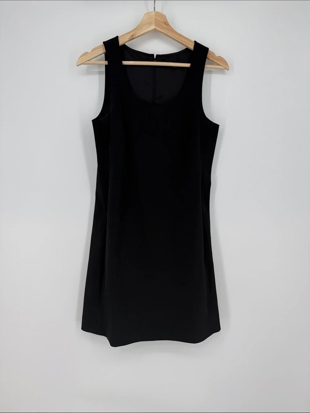 Theory Black Sleeveless Mini Shift Dress Size 6 - Picture 1 of 6
